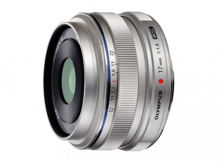 17mm F1.8 Sølv