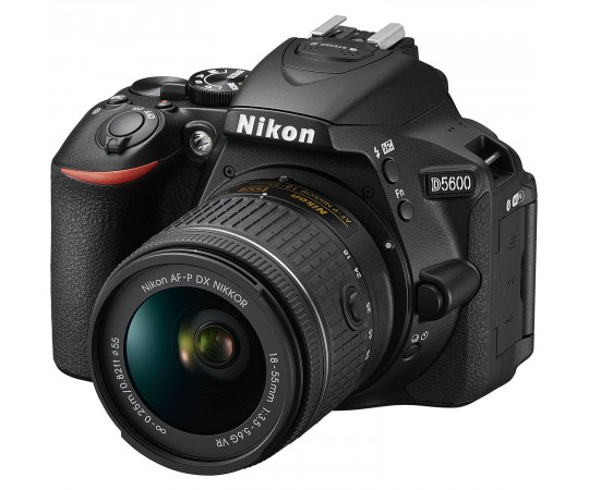 Nikon D5600 hus svart kit AF-P DX 18-55mm F. 3,5-5,6G VR