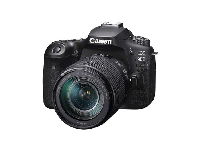 EOS 90D med EF-S 18-135/3,5-5,6 IS USM