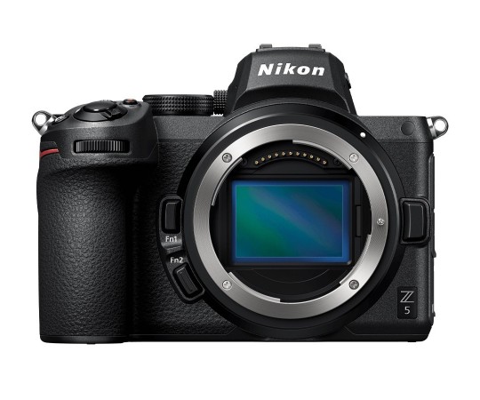 Nikon Z5 hus